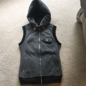 Burton dry ride size S vest with hood snowboard